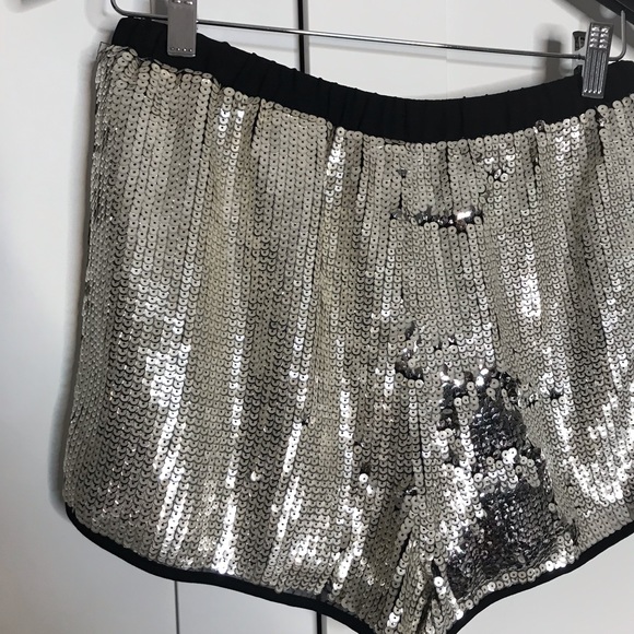 H&M gold sequin drawstring shorts size 1 - Picture 8 of 8